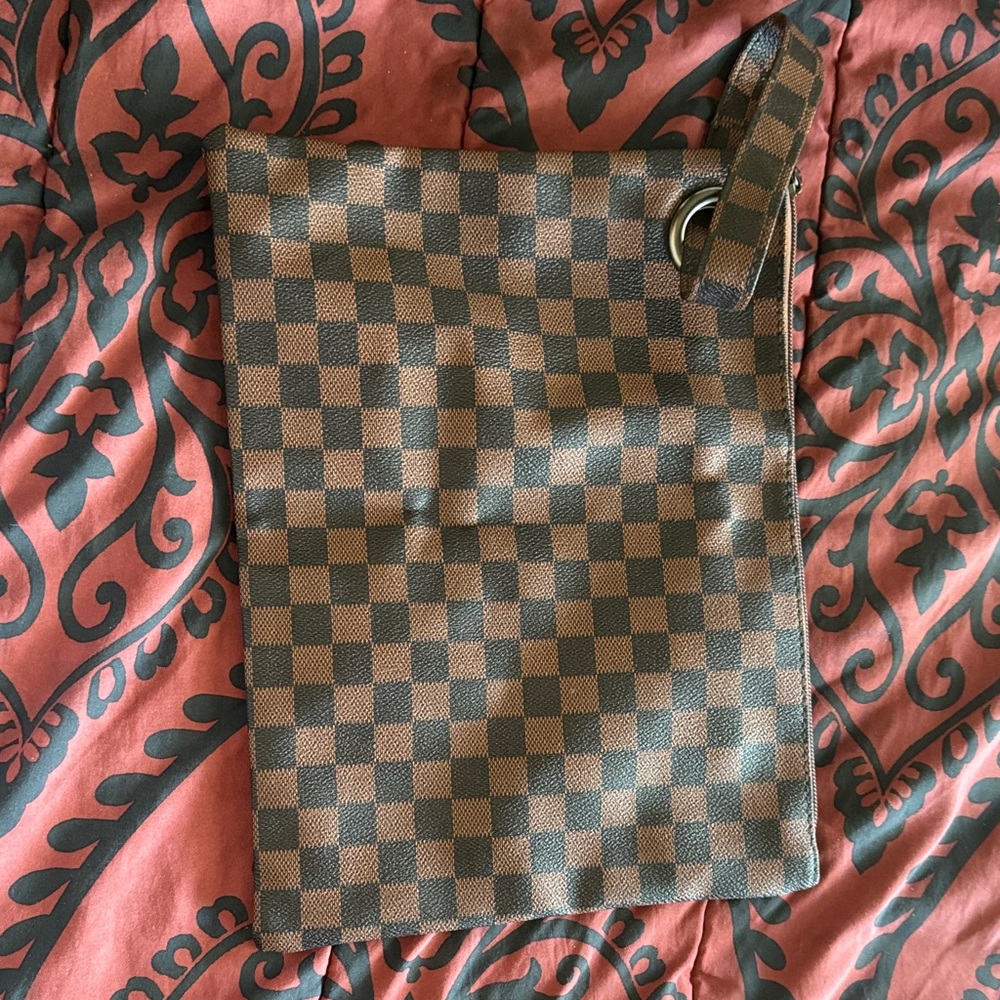 Checkered Brown and Tan Pouch